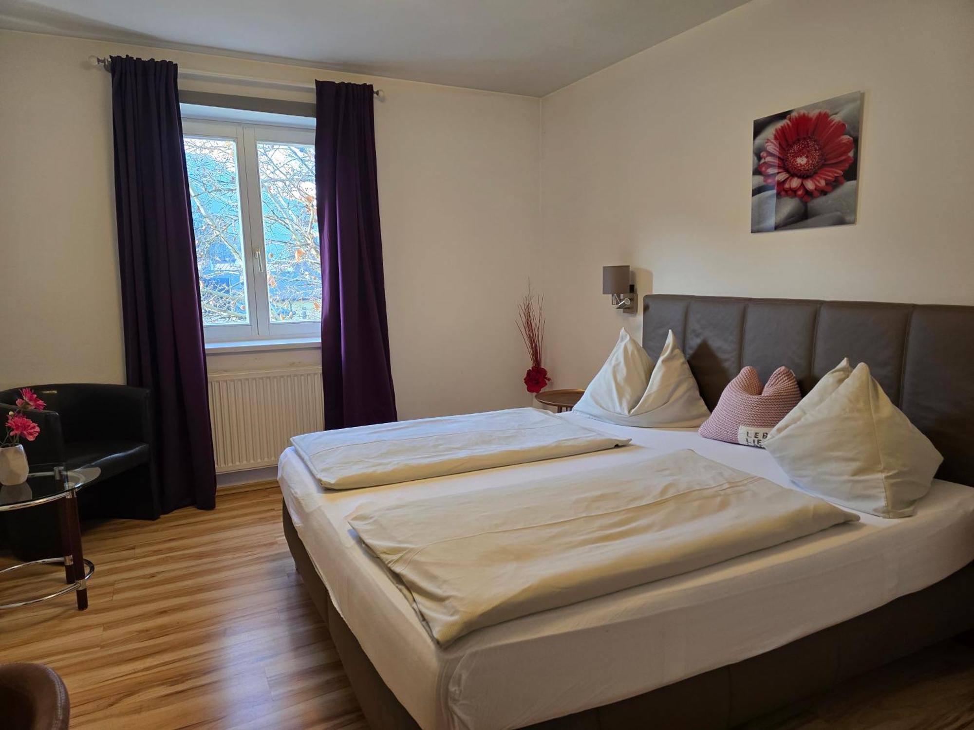 Hotel Hafnerwirt Hallein Bagian luar foto